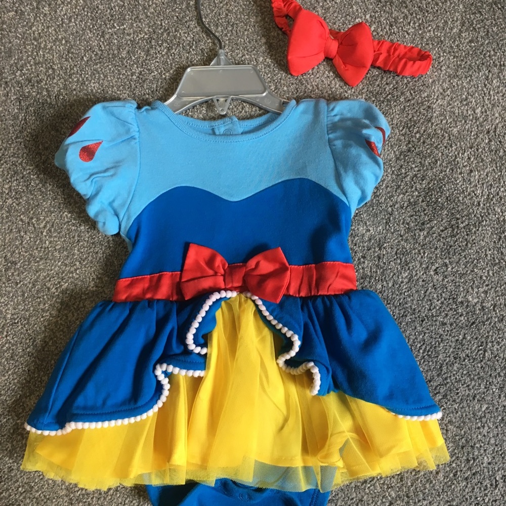 Disney Snow White Costume